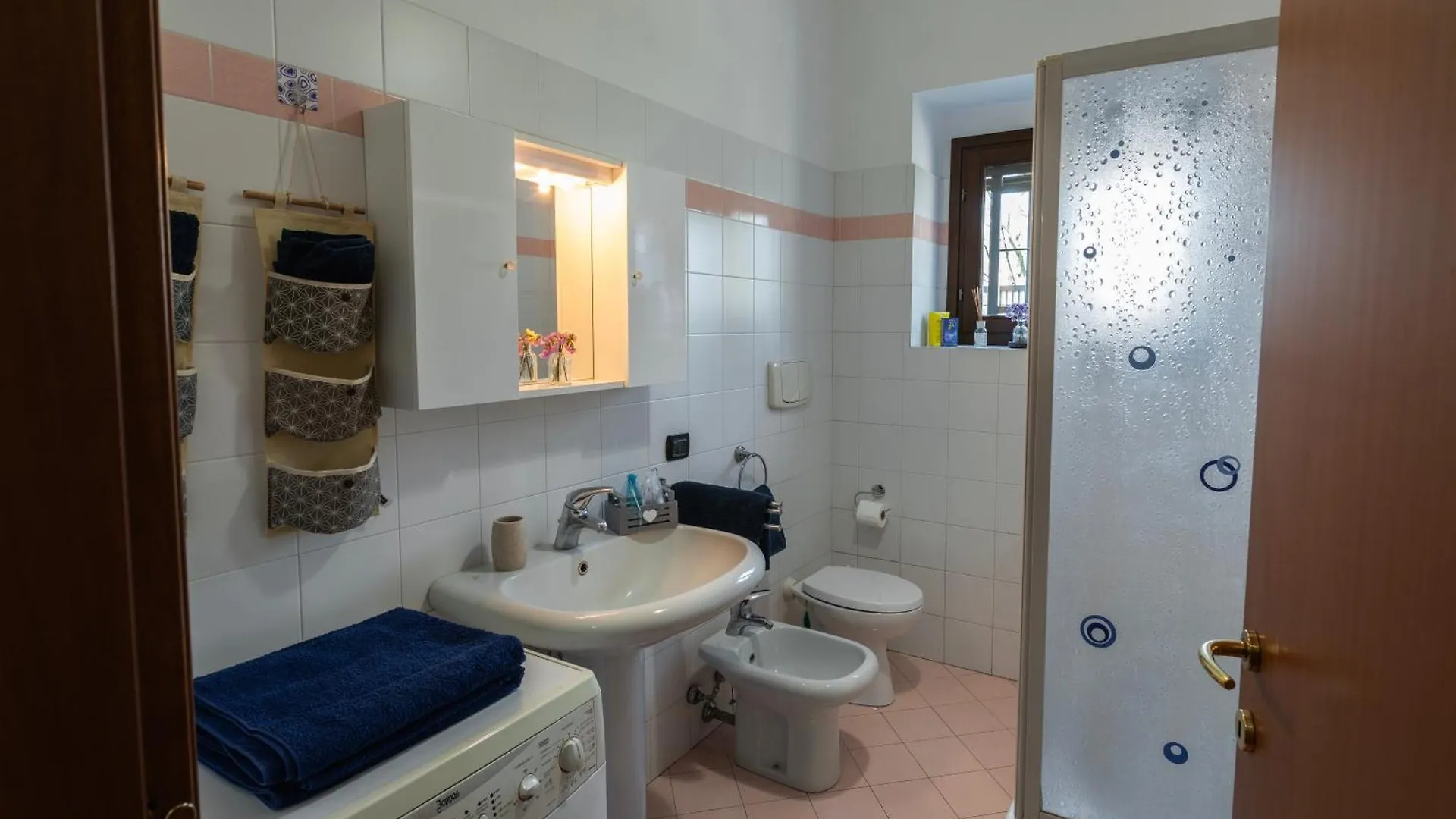 Apartment Appartamento Indipendente In Bicocca Milan Italy